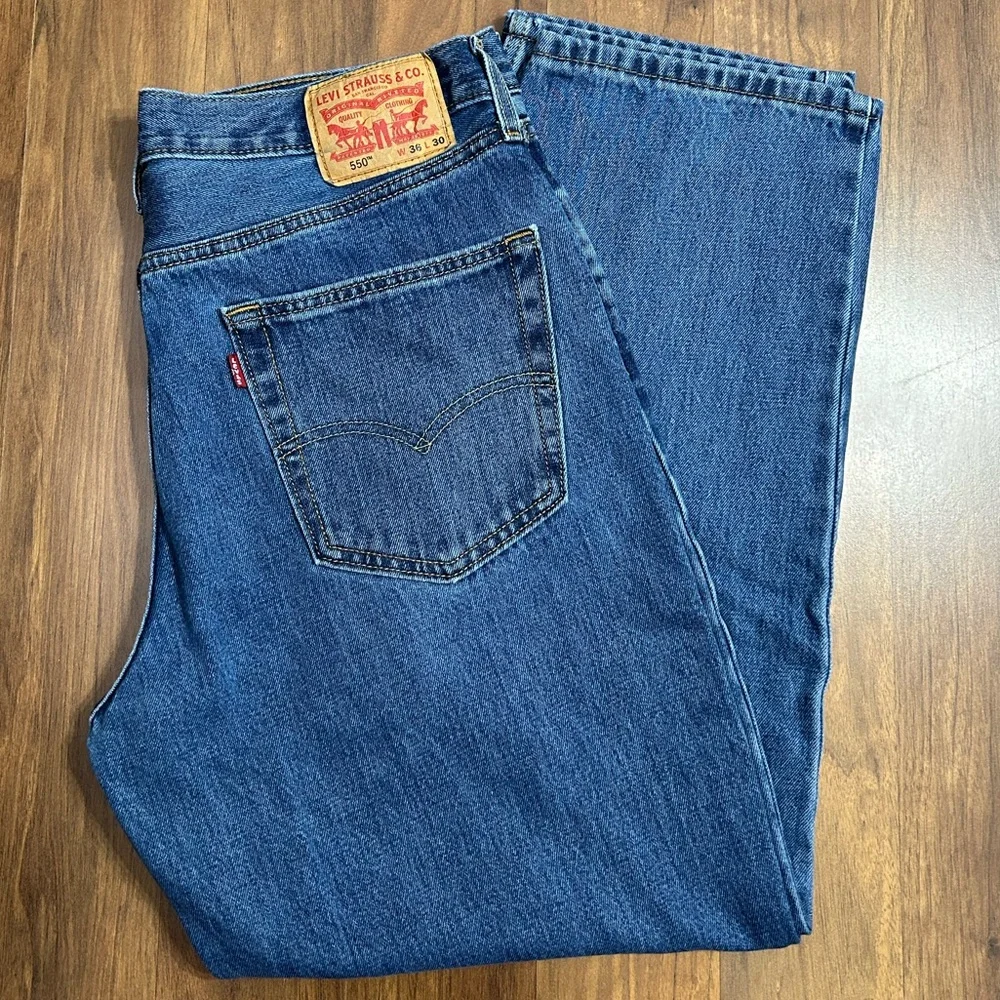 Levi's Men's 550 Relaxed Jeans - Classic Blue Size W36 L30
